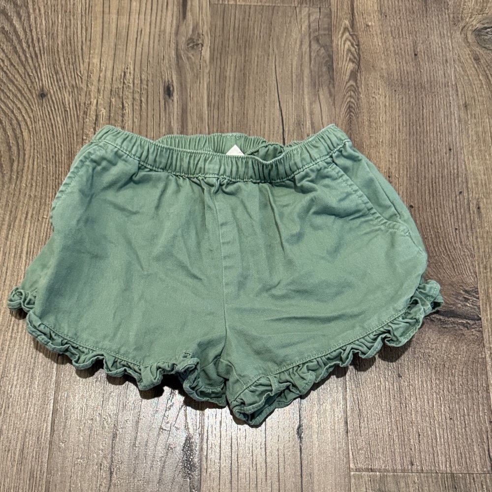 EUC Crewcuts Green Ruffle Hem Shorts - Size 6